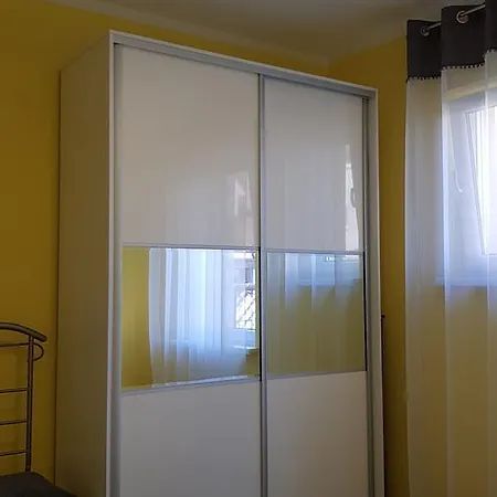 منزل للإقامة Arielle Łazy