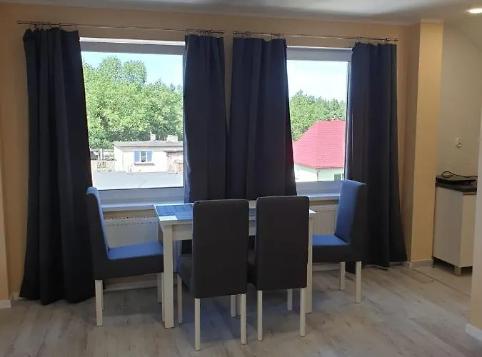 Arielle Privatunterkunft Łazy